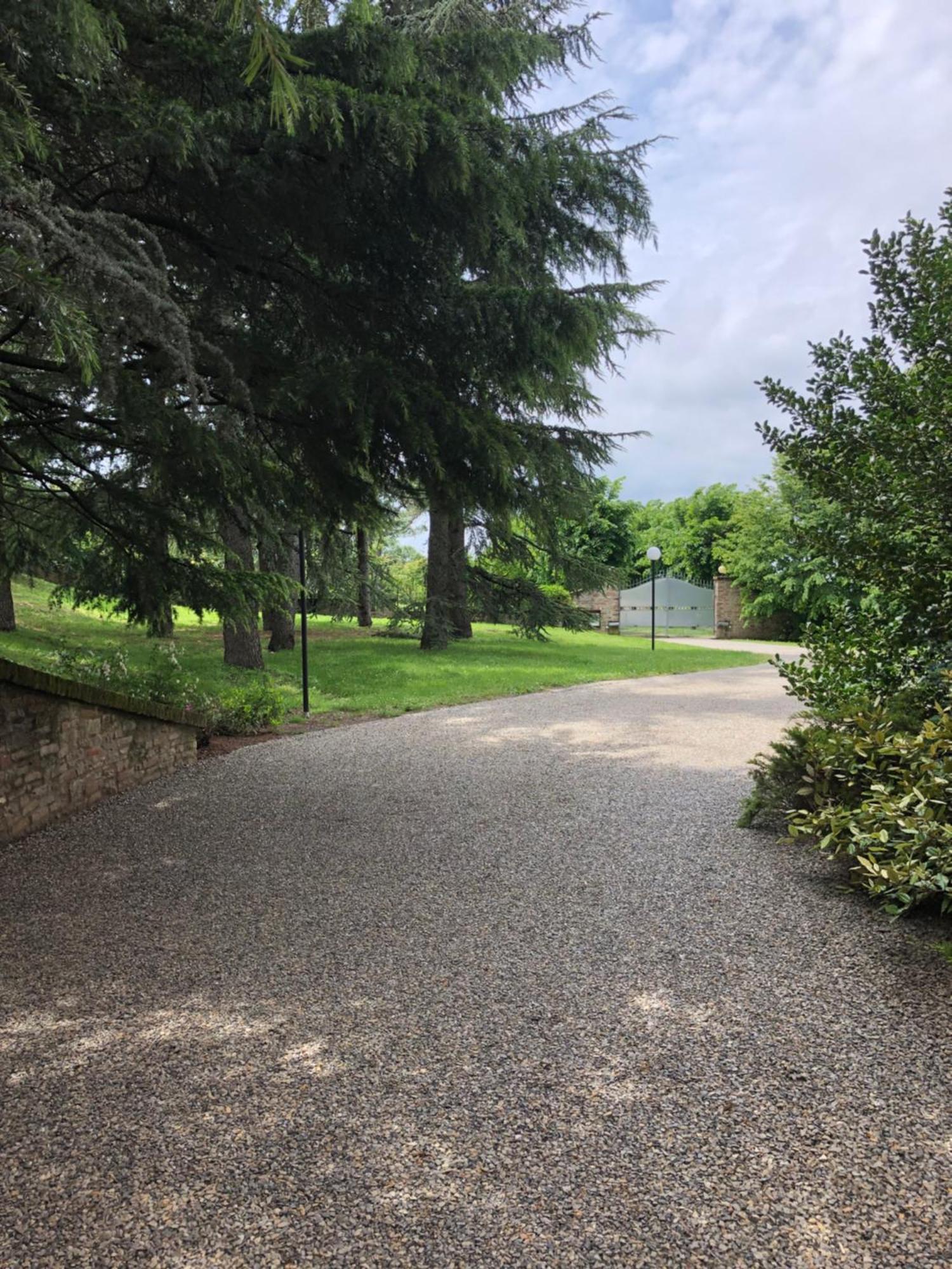 Villa Moglietta Host In Langhe Albaretto della Torre Exterior photo